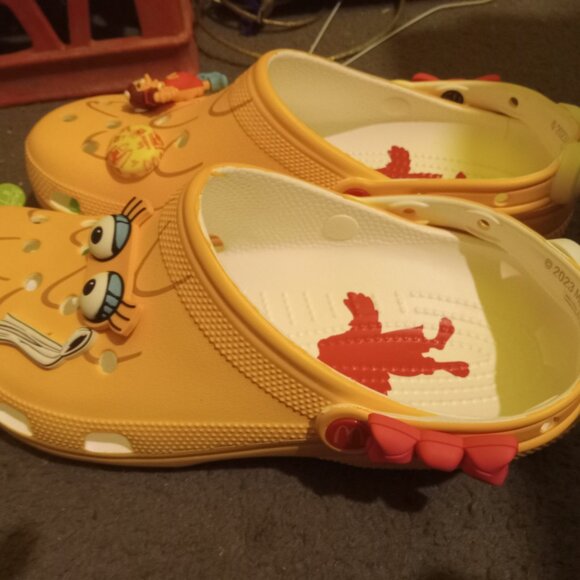 Mens Size 12 CROCS X McDonalds Birdie Clog Brand New Limited Edition - Picture 4 of 5